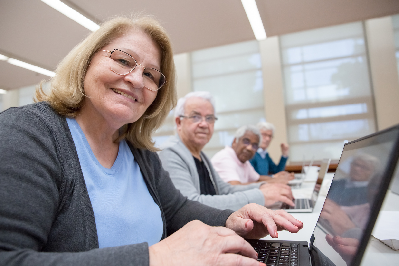 Elderly People Learning about Computers